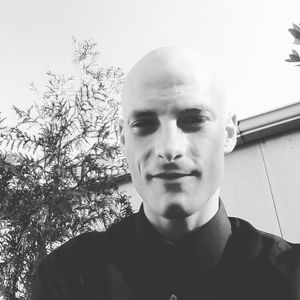 Meet your Posher, Ari